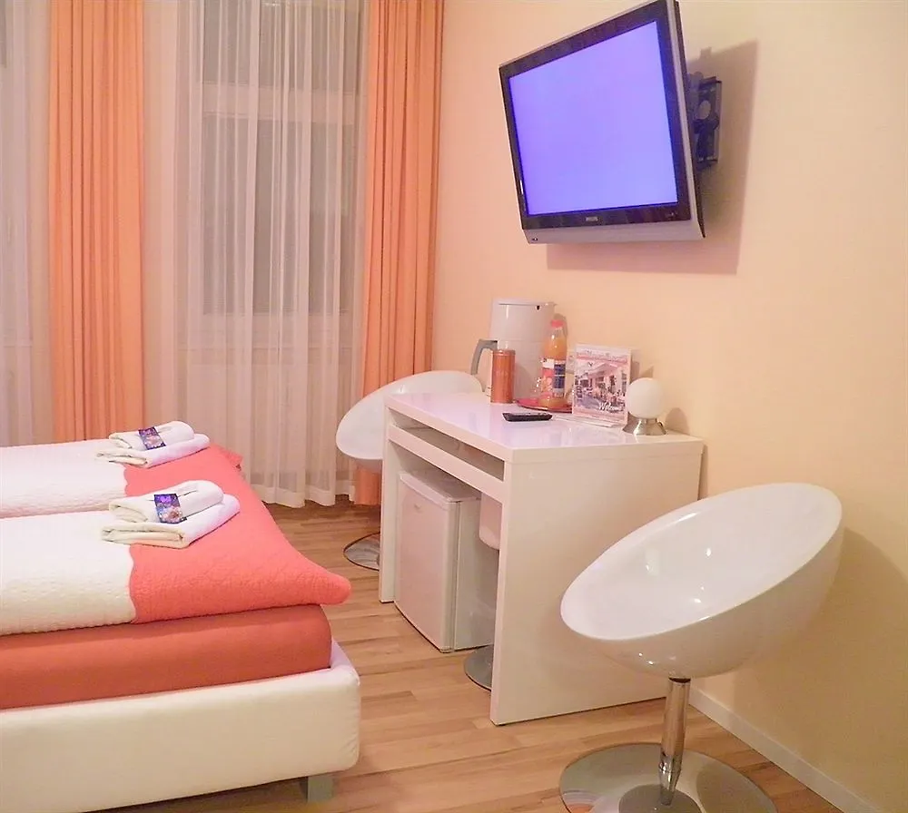 City Guesthouse Pension ברלין