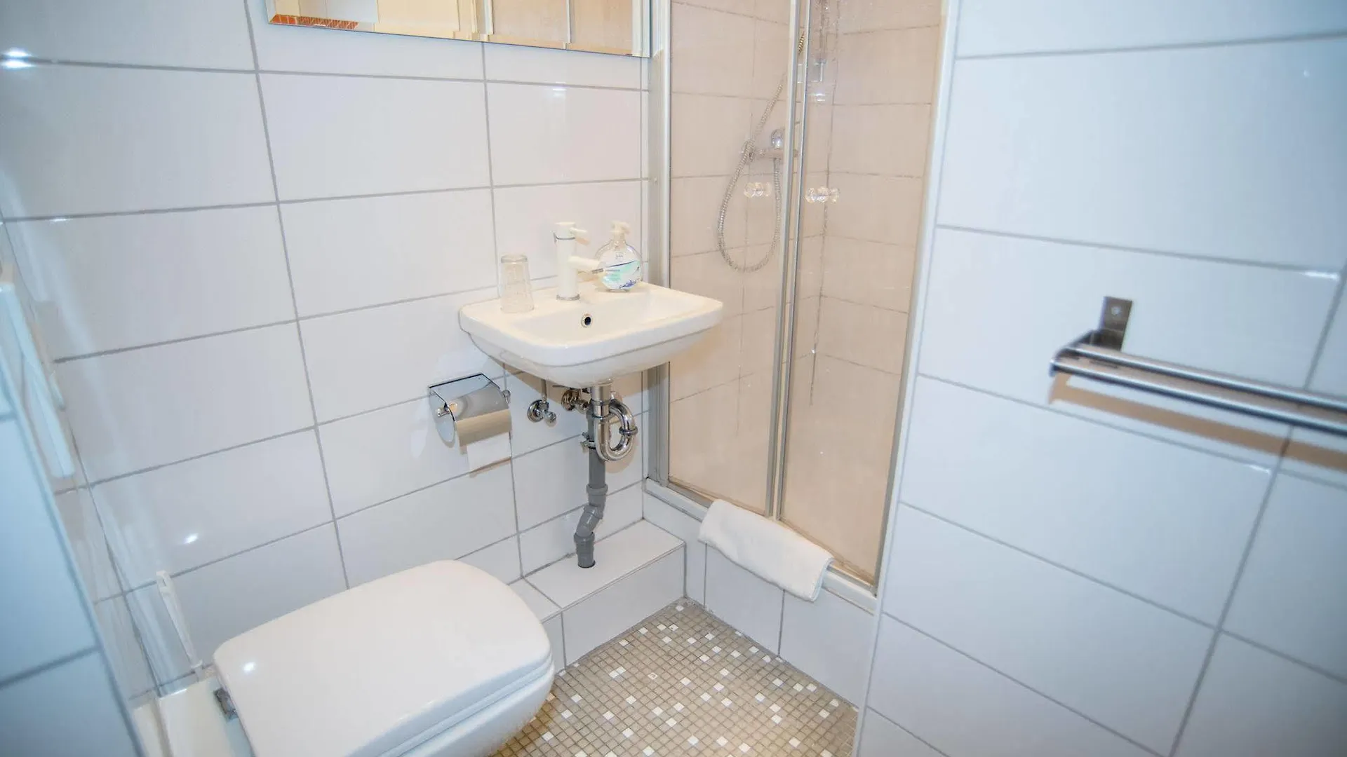 ** בית הארחה City Guesthouse Pension ברלין גרמניה
